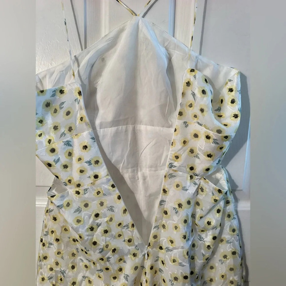 ANTHROPOLOGIE | Hutch | Yellow Motif Ditsy Floral Seaside Romper 4 Halter Shorts - Picture 12 of 16